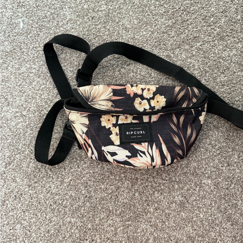 Rip Curl Black and Cream Floral Waist Bag